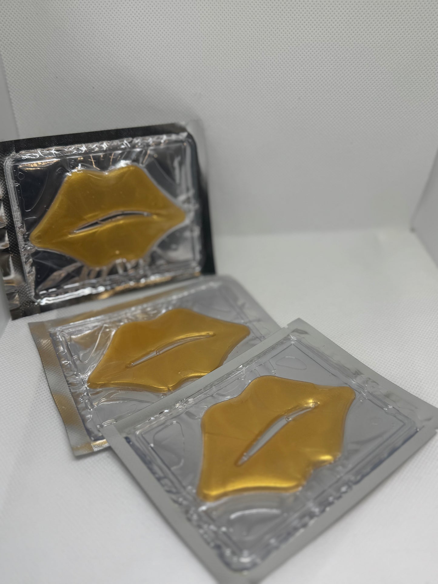 Golden Glow Collagen Lip Mask